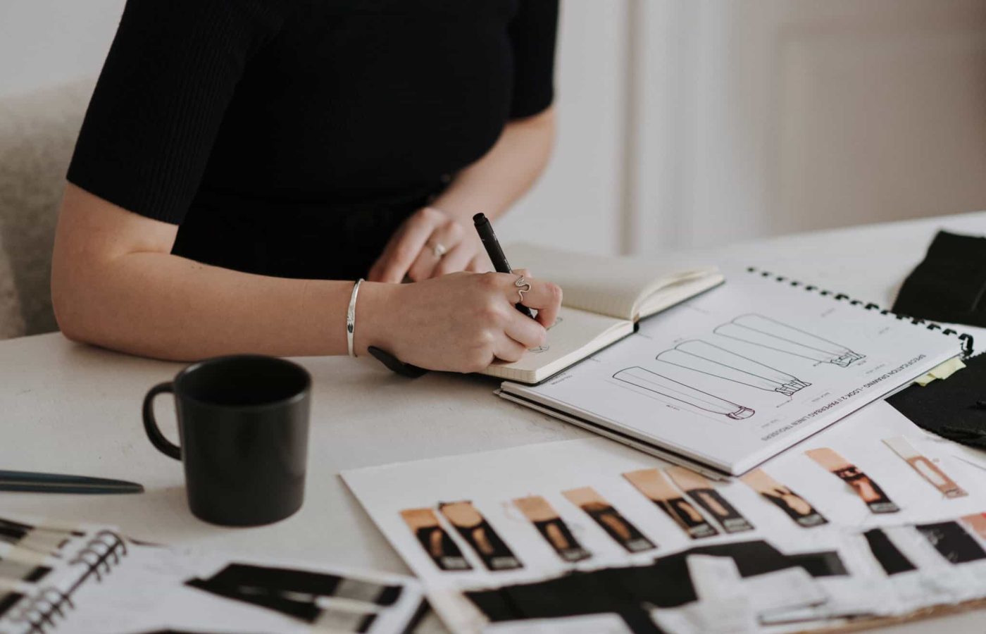 pexels-anete-lusina-7256897